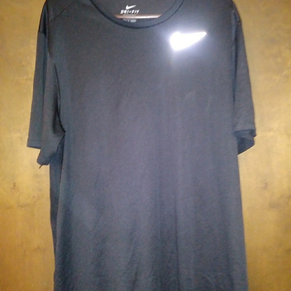 Mens XXL NIKE T SHIRT DRI FIT